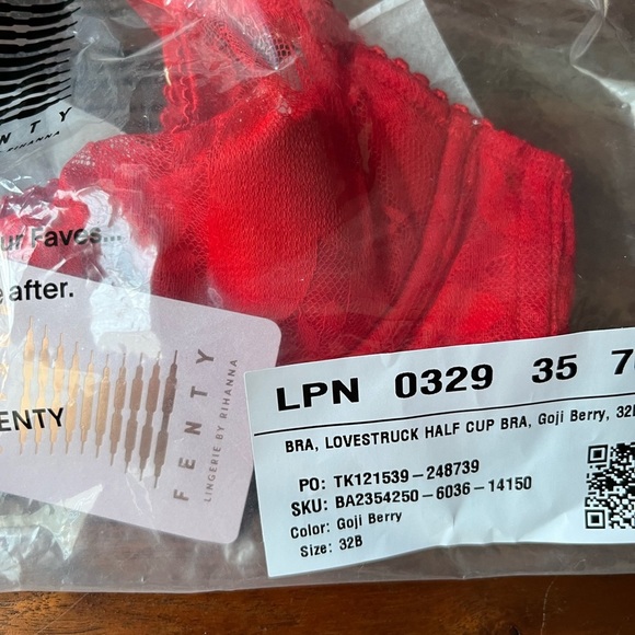 Savage X Fenty Goji Berry Red Lovestruck Lace Half-Cup Bra - Picture 9 of 9